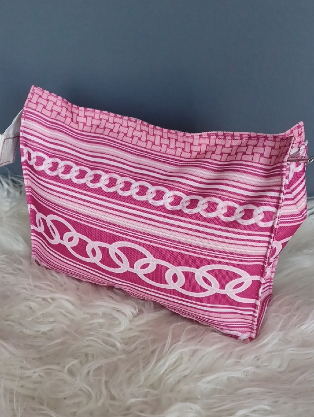 Clinique Spacious Cosmetic Bag